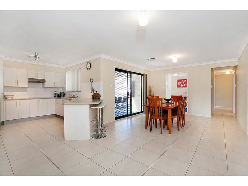 4 Woolgunyah Parkway, Flinders NSW 2529