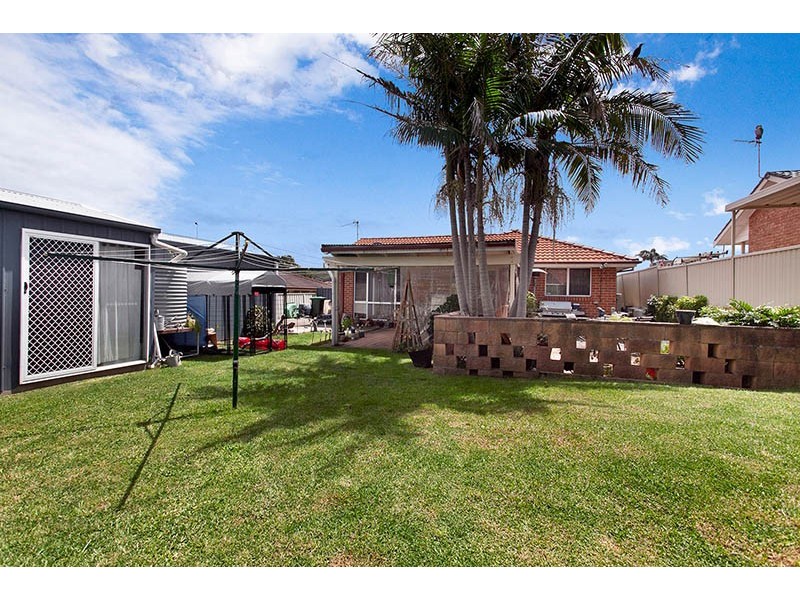 4 Corunna Crescent, Flinders NSW 2529