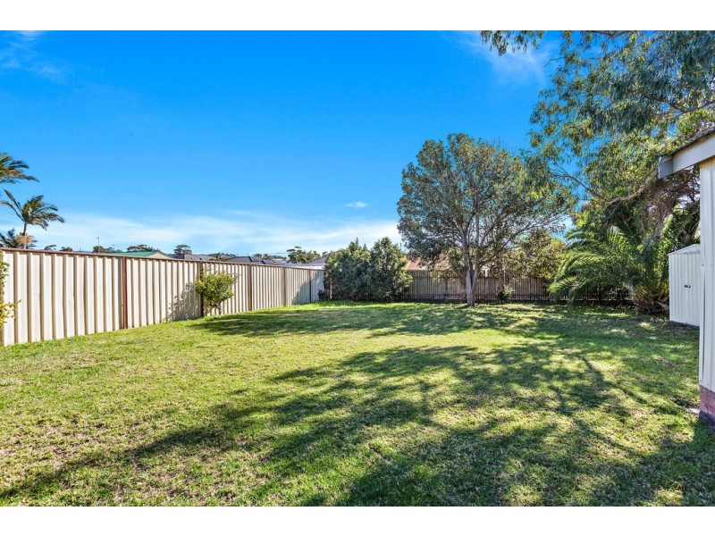 23 Bass Street, Barrack Heights NSW 2528