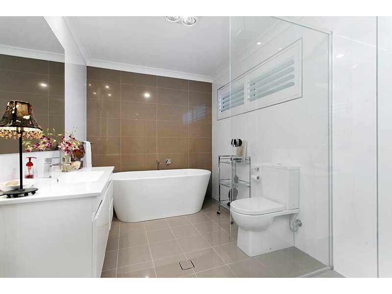 14 Galleon Avenue, Shell Cove NSW 2529