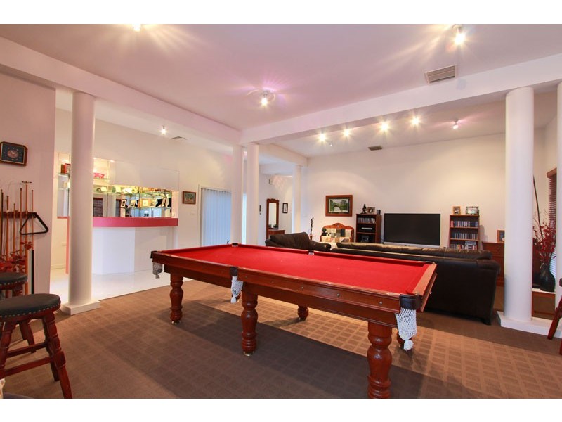 168 Captain Cook Drive, Barrack Heights NSW 2528