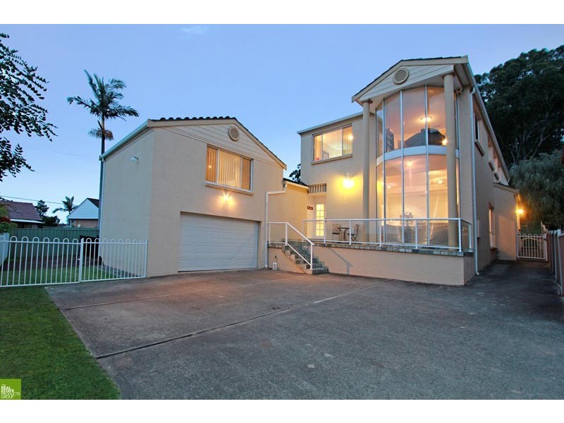 168 Captain Cook Drive, Barrack Heights NSW 2528