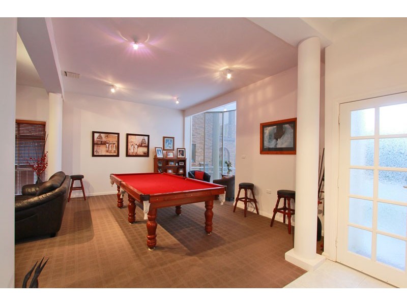 168 Captain Cook Drive, Barrack Heights NSW 2528