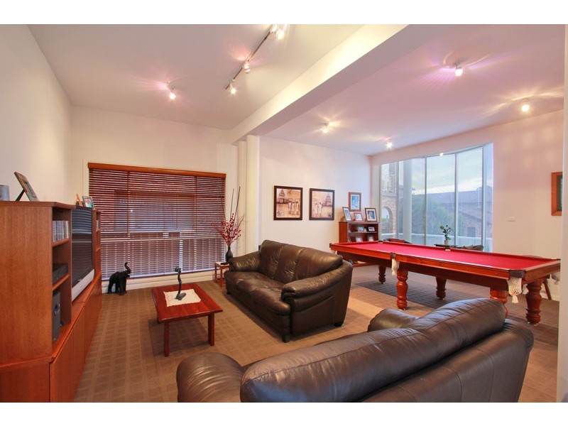 168 Captain Cook Drive, Barrack Heights NSW 2528