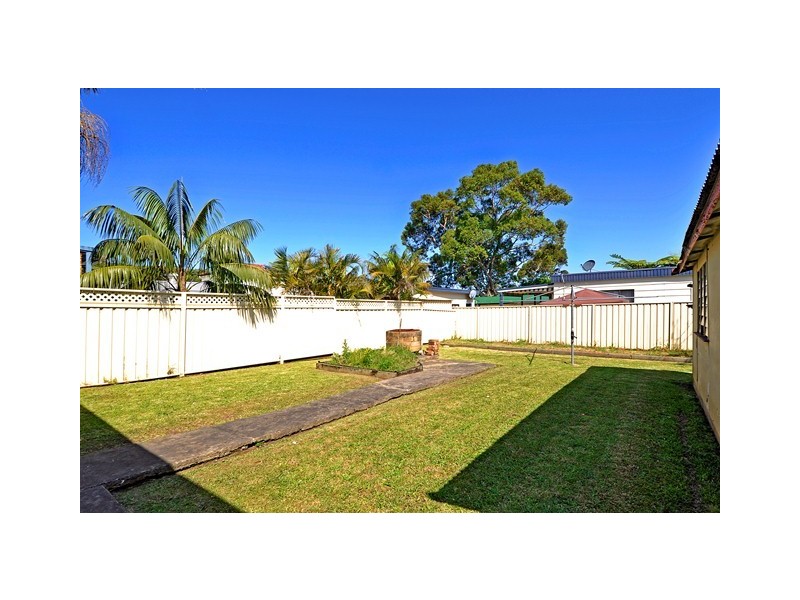 51 Darley Street, Shellharbour NSW 2529