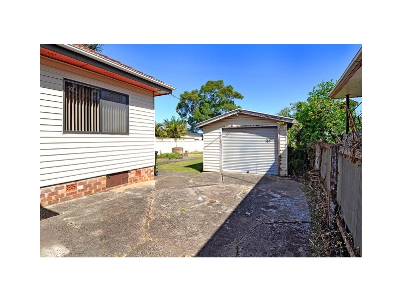 51 Darley Street, Shellharbour NSW 2529