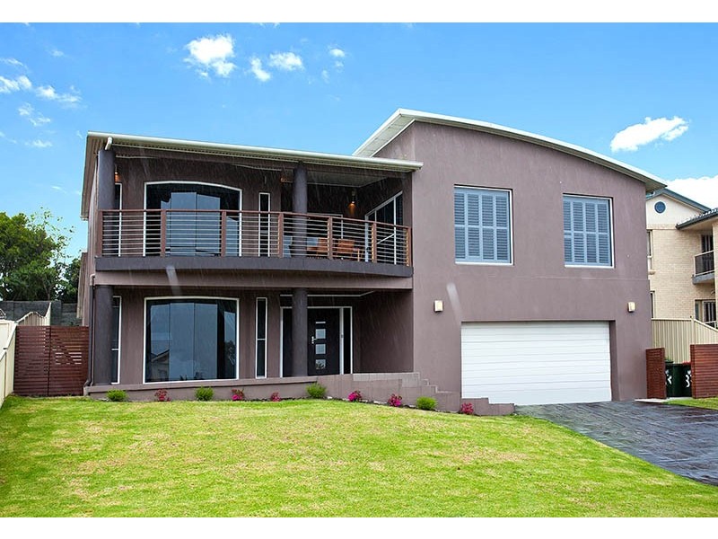 33 Helsal Circuit, Shell Cove NSW 2529