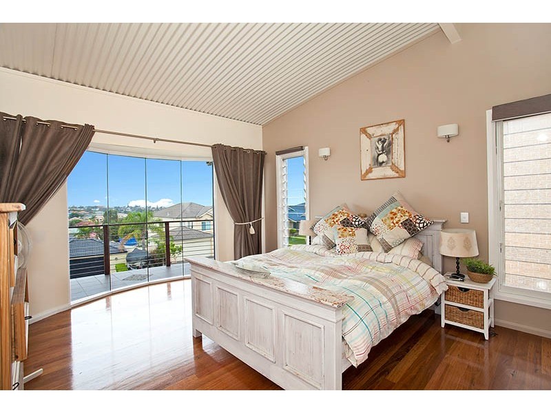 33 Helsal Circuit, Shell Cove NSW 2529