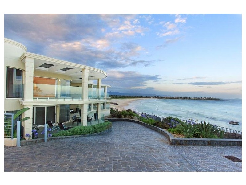 3/2 Surf Road, Shellharbour NSW 2529