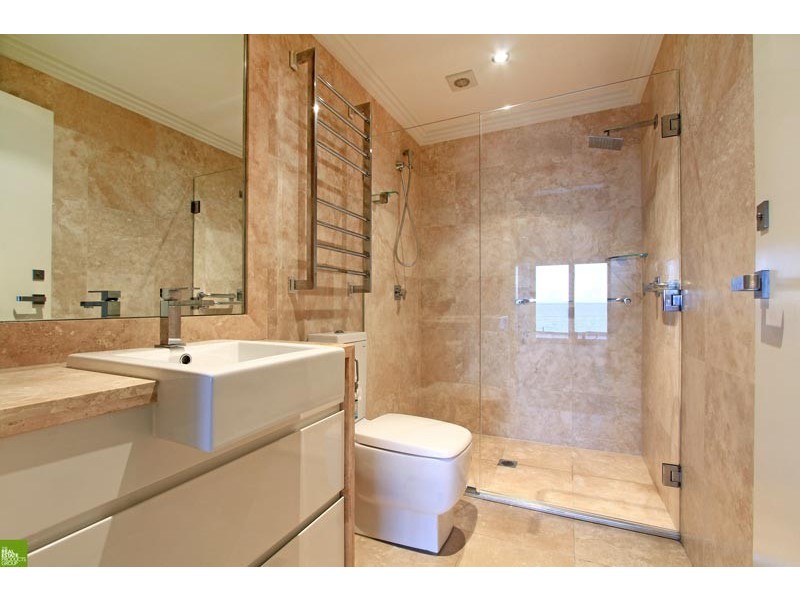 3/2 Surf Road, Shellharbour NSW 2529