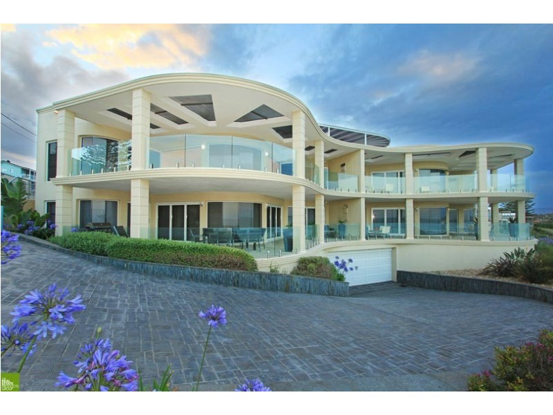 3/2 Surf Road, Shellharbour NSW 2529