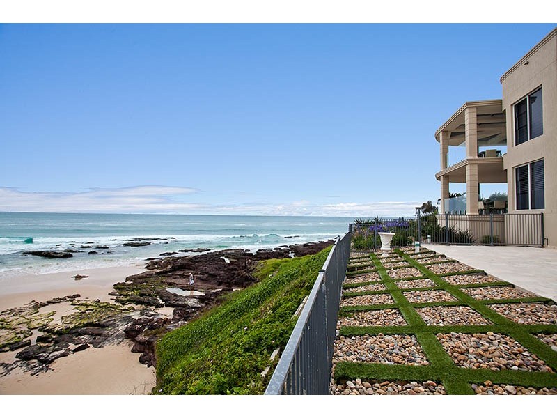 3/2 Surf Road, Shellharbour NSW 2529