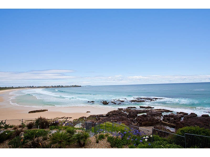 3/2 Surf Road, Shellharbour NSW 2529