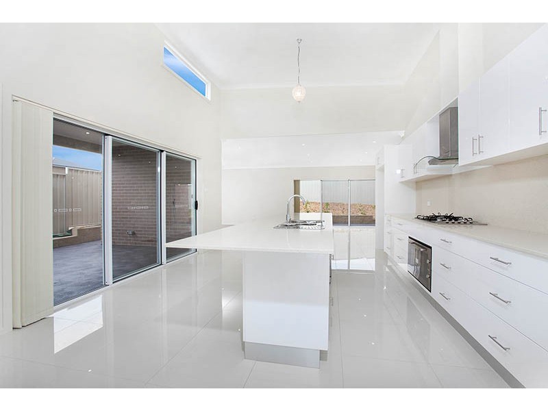 95 College Avenue, Flinders NSW 2529