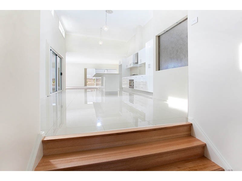 95 College Avenue, Flinders NSW 2529