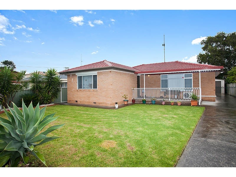 21 Beverley Avenue, Warilla NSW 2528