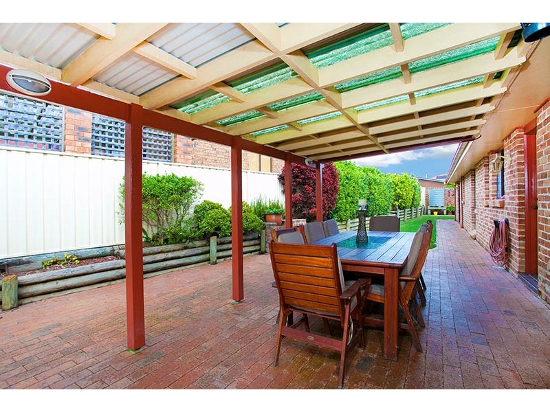 7 Blue Gum Place, Barrack Heights NSW 2528