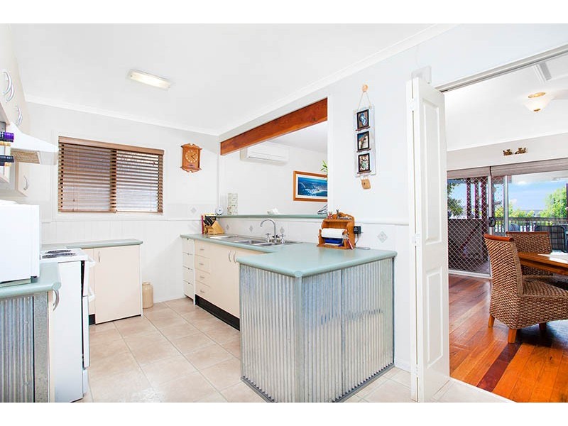 9 Beaton Street, Lake Illawarra NSW 2528