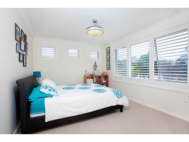 40 Little Lake Crescent, Warilla NSW 2528