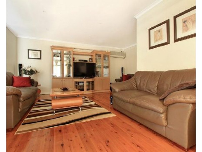 89 Captain Cook Drive, Barrack Heights NSW 2528
