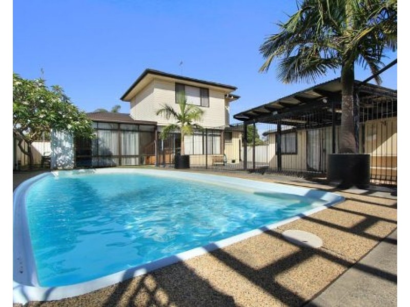 89 Captain Cook Drive, Barrack Heights NSW 2528