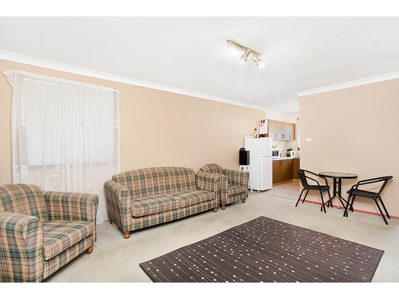 2/42 Loftus Drive, Barrack Heights NSW 2528