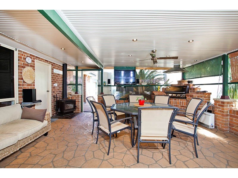 7 Gascoyne Street, Albion Park NSW 2527