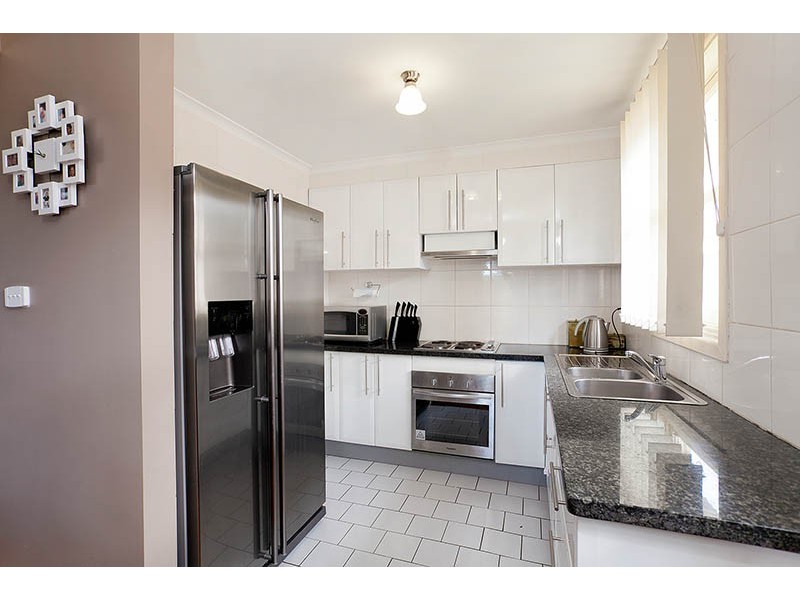 32 Freeman Parade, Mount Warrigal NSW 2528
