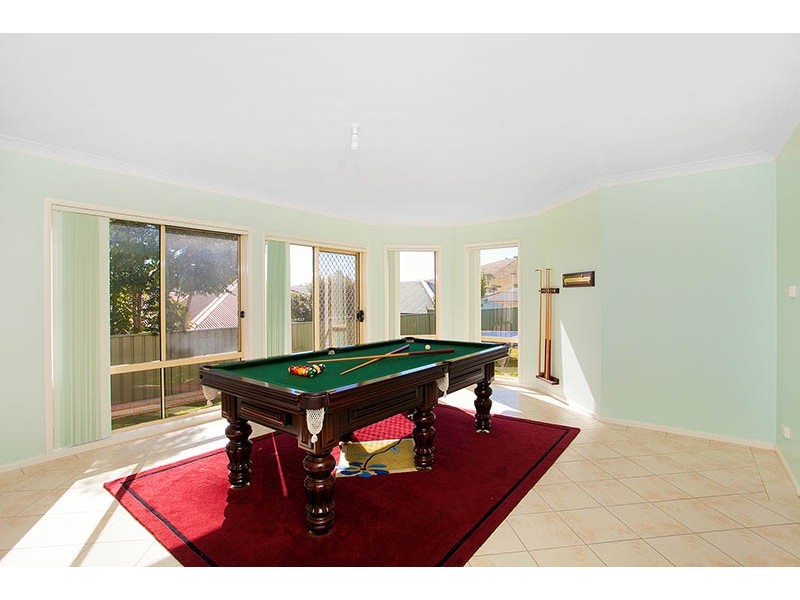 13 Shannon Drive, Albion Park NSW 2527