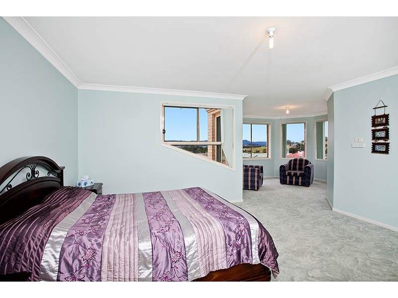 13 Shannon Drive, Albion Park NSW 2527