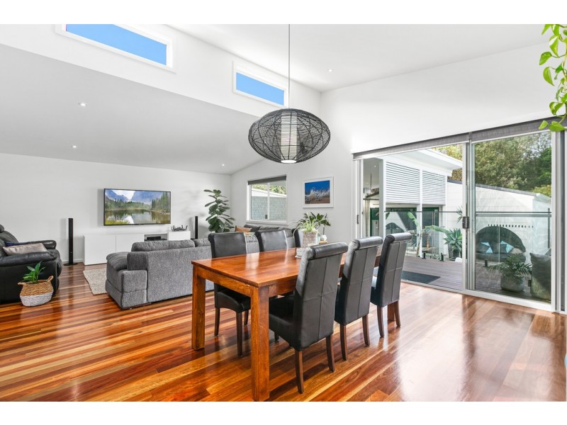 53 Ocean Street, Windang NSW 2528