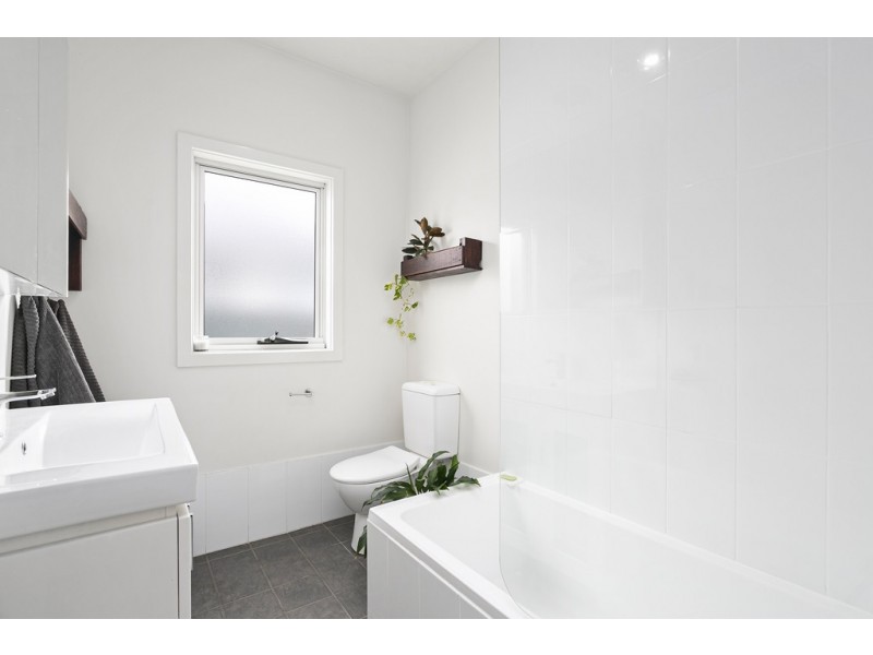 53 Ocean Street, Windang NSW 2528