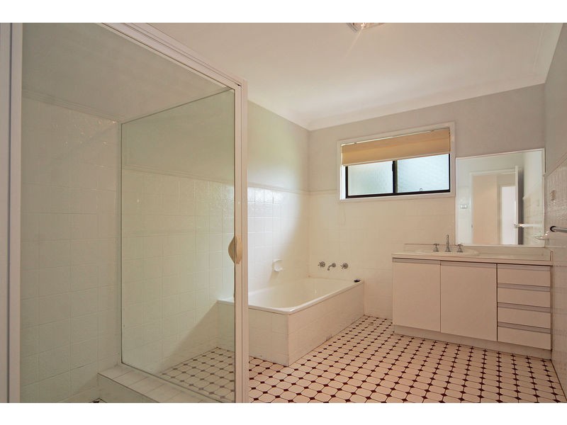 34 Eastern Avenue, Shellharbour NSW 2529