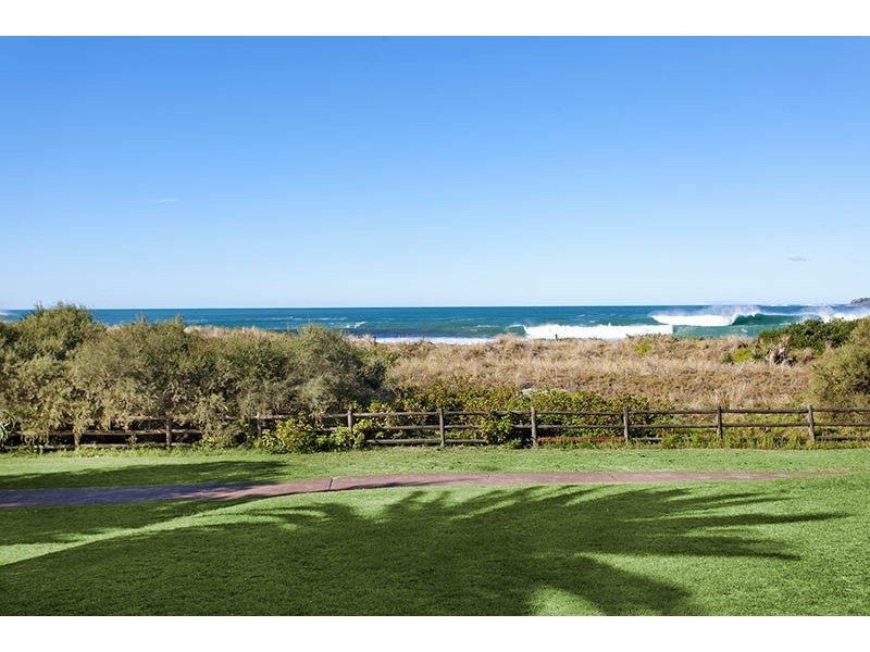 47 Boollwarroo Pde, Shellharbour NSW 2529