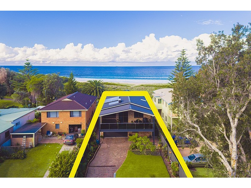 47 Boollwarroo Pde, Shellharbour NSW 2529