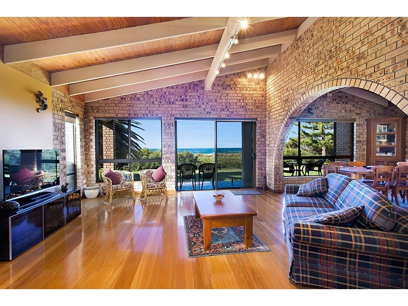 47 Boollwarroo Pde, Shellharbour NSW 2529