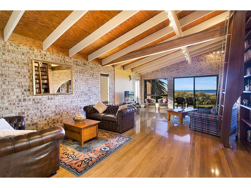 47 Boollwarroo Pde, Shellharbour NSW 2529