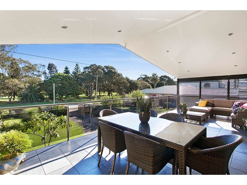 47 Boollwarroo Pde, Shellharbour NSW 2529