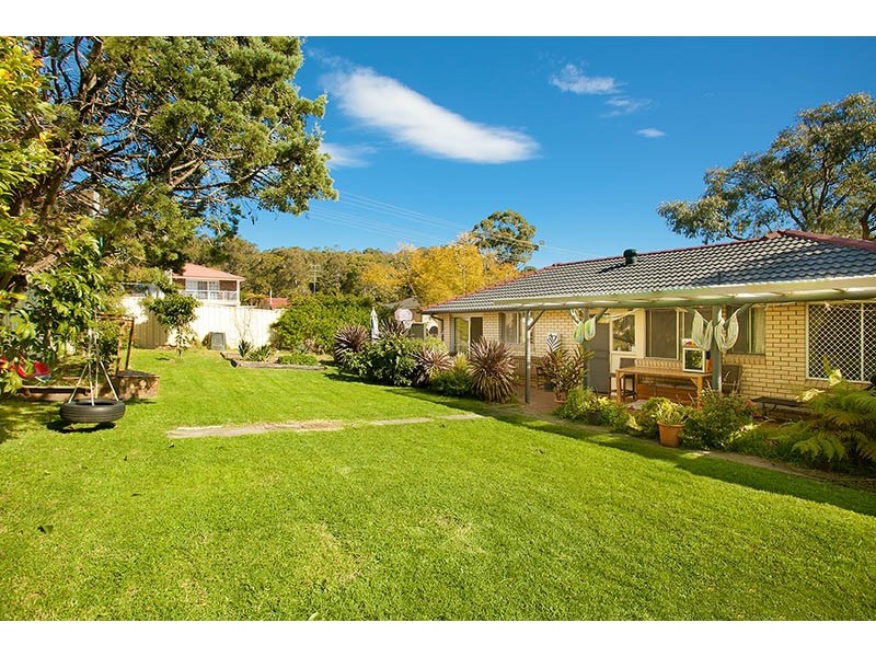 55 Loftus Drive, Barrack Heights NSW 2528