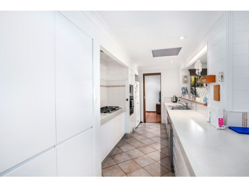 3 Greenwood Place, Barrack Heights NSW 2528