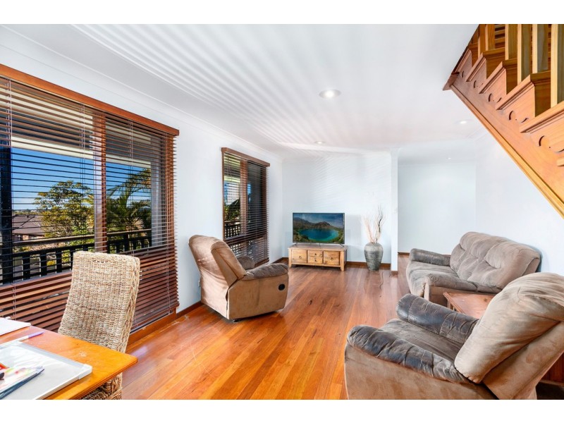 3 Greenwood Place, Barrack Heights NSW 2528