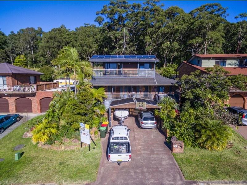 3 Greenwood Place, Barrack Heights NSW 2528