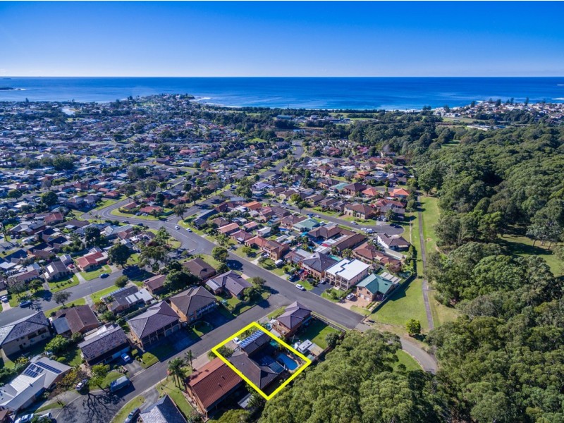 3 Greenwood Place, Barrack Heights NSW 2528