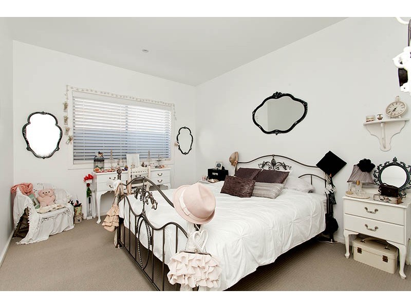 8 Vines Avenue, Shell Cove NSW 2529