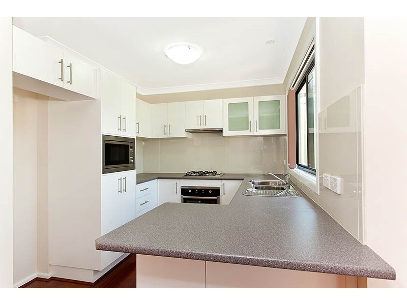 2/2 Bligh Place, Barrack Heights NSW 2528