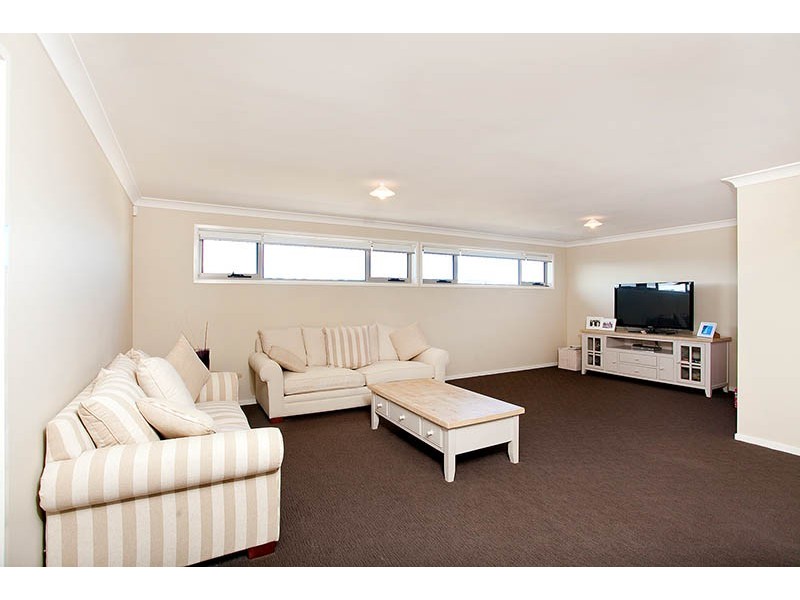 17 Huntingdale Close, Shell Cove NSW 2529
