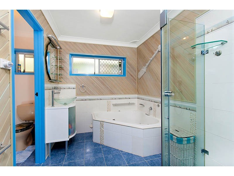 87 Landy Drive, Mount Warrigal NSW 2528