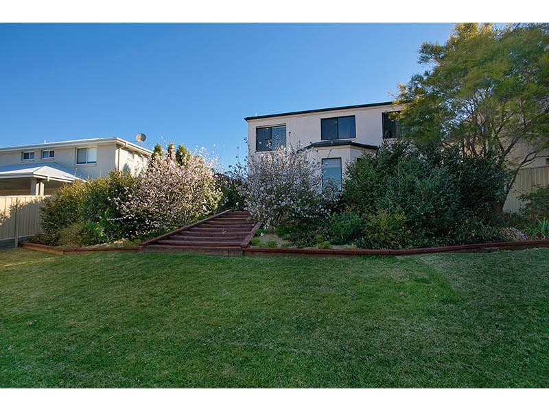 14 Banks Drive, Shell Cove NSW 2529