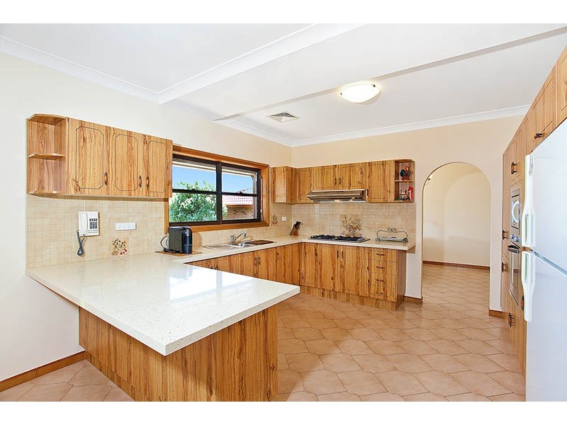 46 Tarra Crescent, Oak Flats NSW 2529