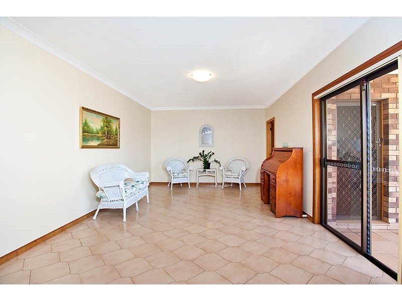 46 Tarra Crescent, Oak Flats NSW 2529